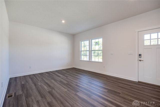 85 Chestnut Street, Springboro, OH 45066