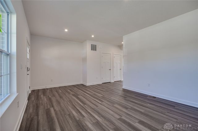 85 Chestnut Street, Springboro, OH 45066