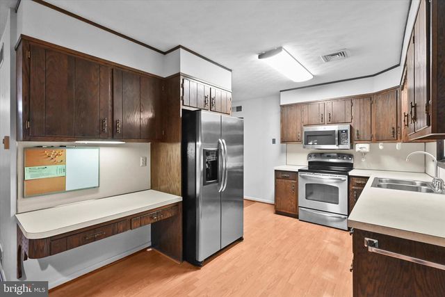 1 PAMELA DRIVE, Mechanicsburg, PA 17050