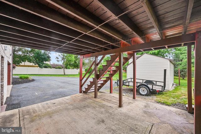 1 PAMELA DRIVE, Mechanicsburg, PA 17050