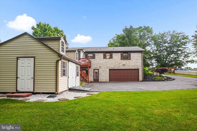 1 PAMELA DRIVE, Mechanicsburg, PA 17050