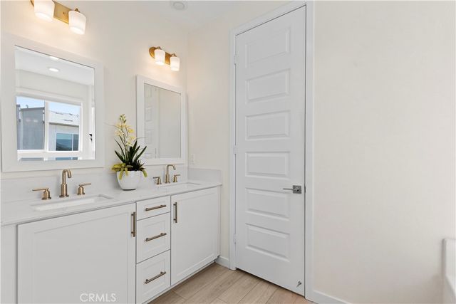 27553 Sanctuary Court, Valencia, CA 91355