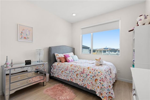 27553 Sanctuary Court, Valencia, CA 91355