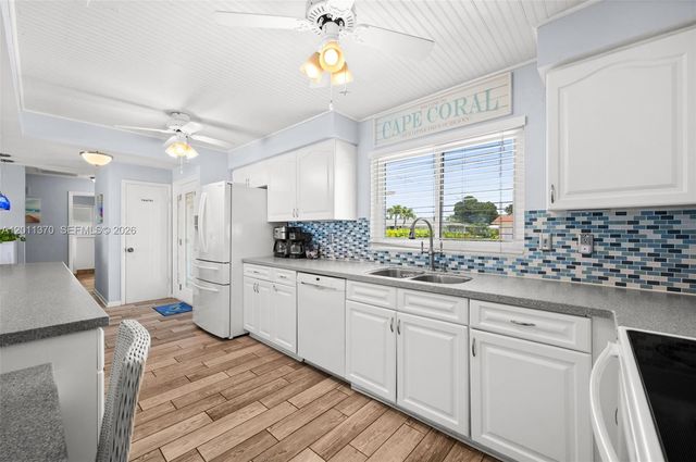 3014 SE 17th Avenue, Cape Coral, FL 33904