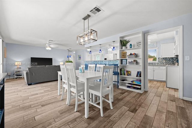 3014 SE 17th Avenue, Cape Coral, FL 33904