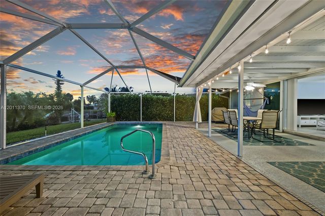 3014 SE 17th Avenue, Cape Coral, FL 33904