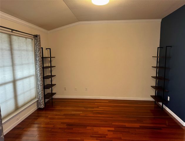 104 Silk Tree LN, Round Rock, TX 78664