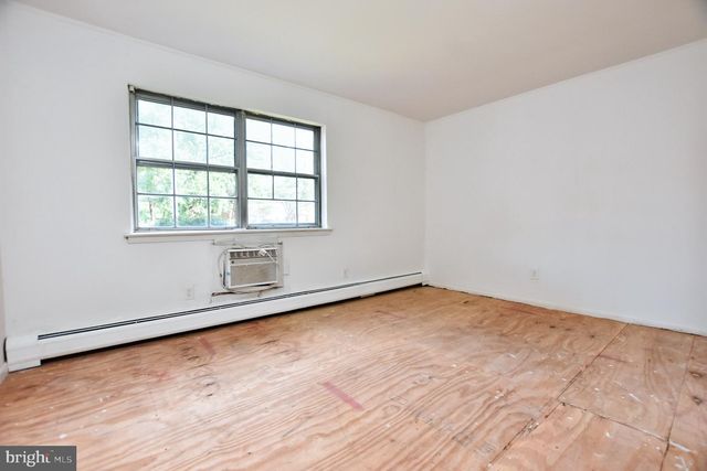 315 GARNET DR, Burlington, NJ 08016
