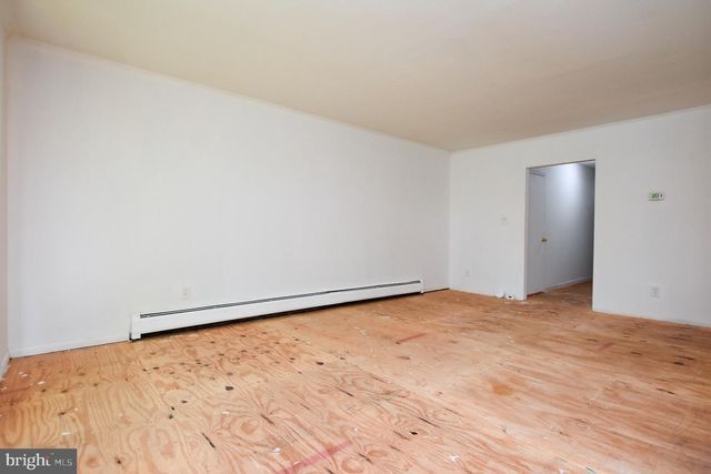 315 GARNET DR, Burlington, NJ 08016