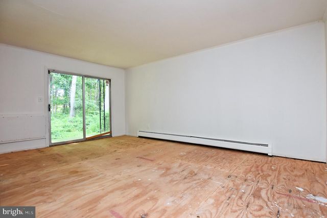 315 GARNET DR, Burlington, NJ 08016