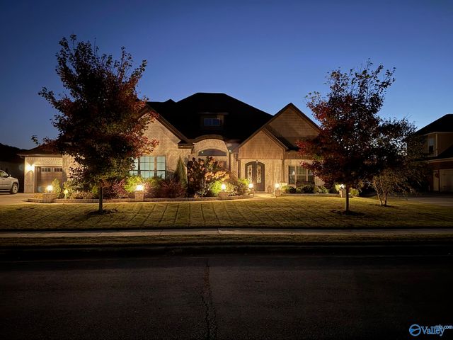 385 Cedar Trail Lane, Harvest, AL 35749