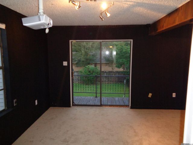 1150 Kenilworth Pkwy, Baton Rouge, LA 70808