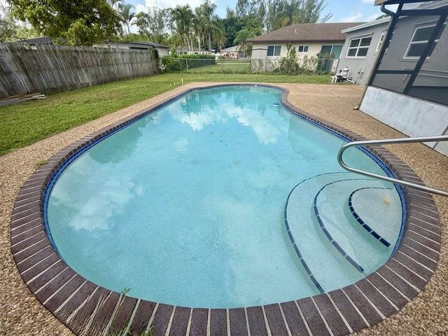 11184 Median Street, Boca Raton, FL 33428