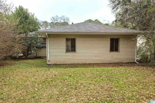 1032 26TH AVENUE N, Hueytown, AL 35023