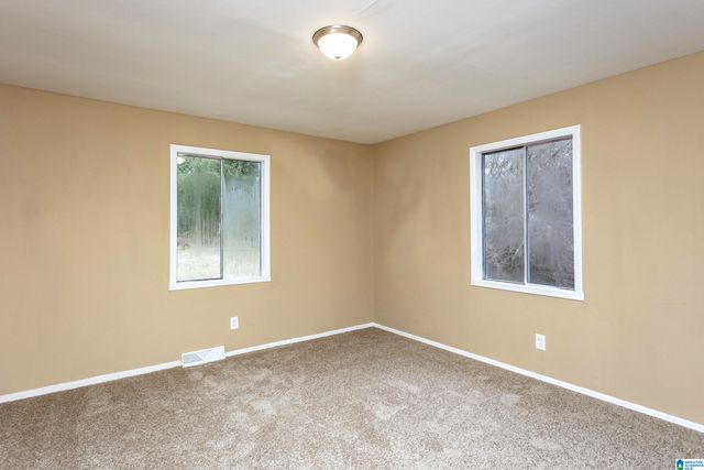 1032 26TH AVENUE N, Hueytown, AL 35023