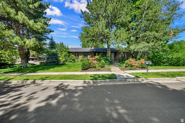 1433 E ESTRELLITA DR, Sandy, UT 84093