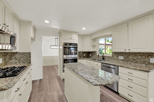 1433 E ESTRELLITA DR, Sandy, UT 84093