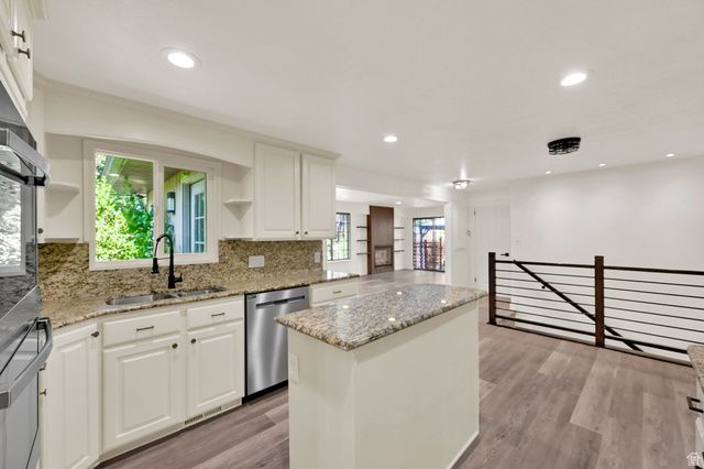 1433 E ESTRELLITA DR, Sandy, UT 84093