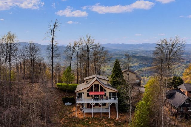 111 Trophy Buck Point, Murphy, NC 28906