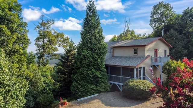 111 Trophy Buck Point, Murphy, NC 28906