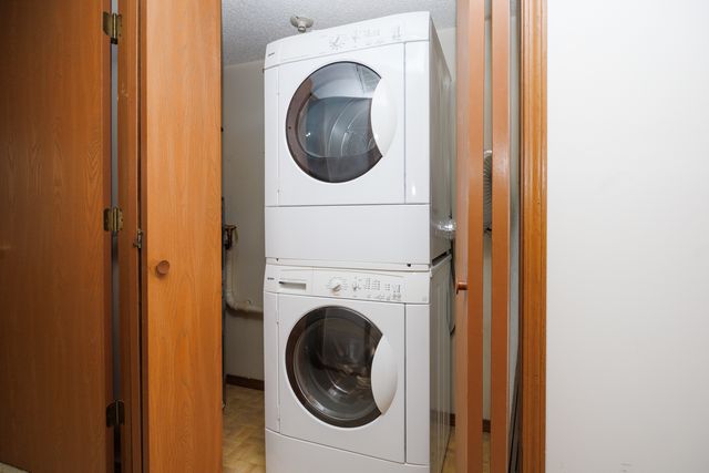 1010 Arlene Court 15, Bloomington, IL 61701