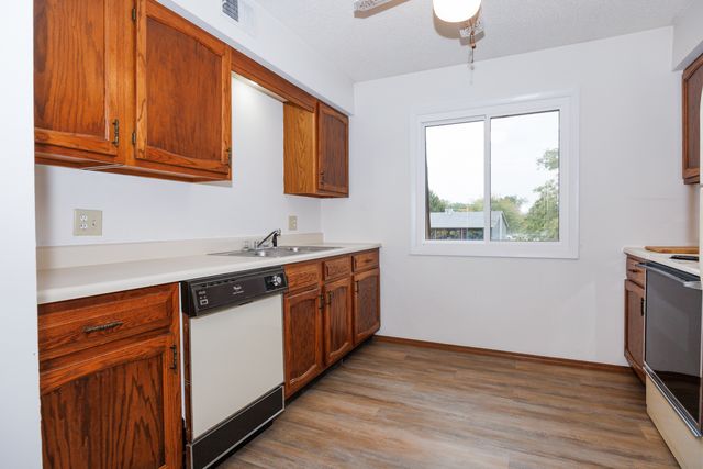 1010 Arlene Court 15, Bloomington, IL 61701