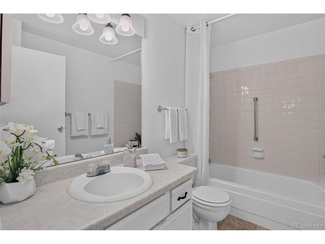 14300 E Marina Dr 605, Aurora, CO 80014