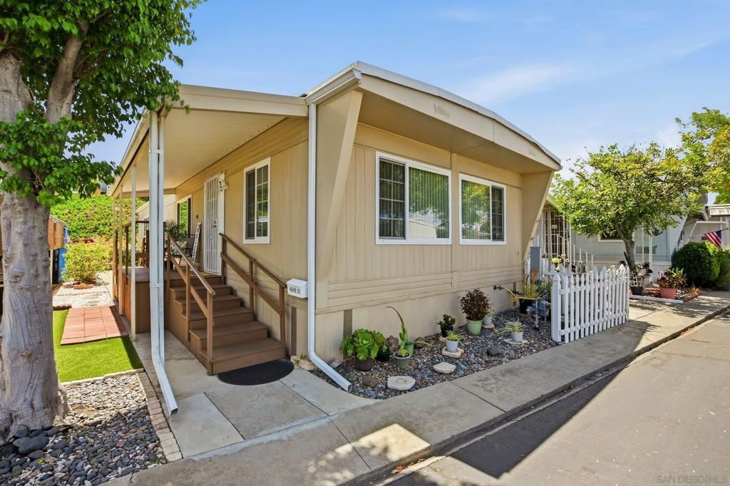 4848 1/2 Old Cliffs Road, San Diego, CA 92120 — exterior