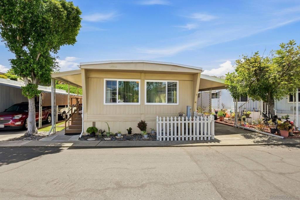 4848 1/2 Old Cliffs Road, San Diego, CA 92120 — photo 3