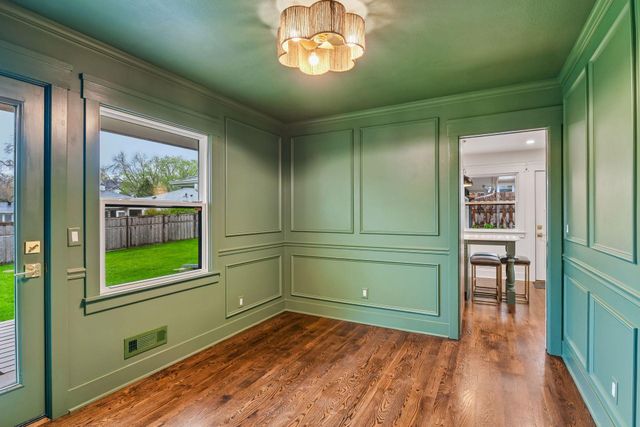 4625 Valley View Road, Edina, MN 55424
