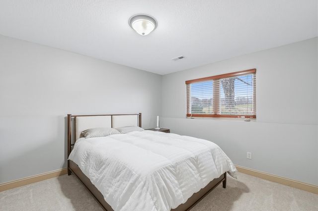 2224 N Rough Creek Rd, Derby, KS 67037