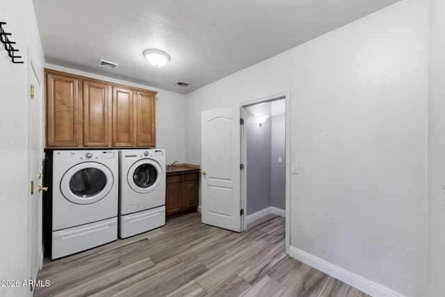 7619 E TASMAN Circle, Mesa, AZ 85207