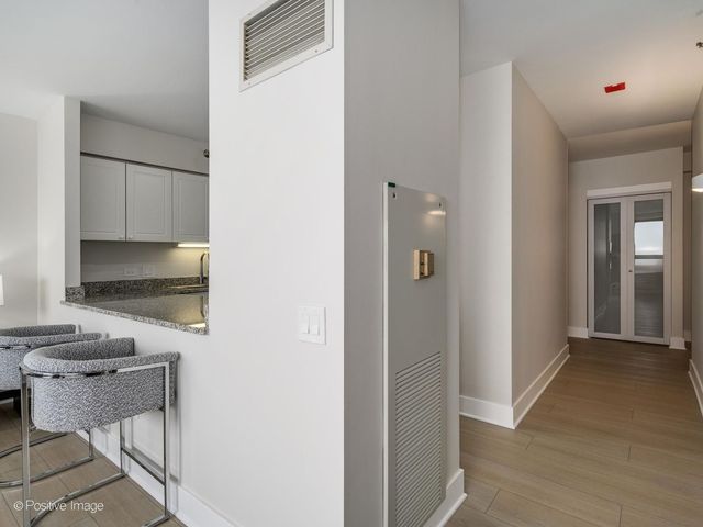 512 N MCCLURG Court 5002, Chicago, IL 60611