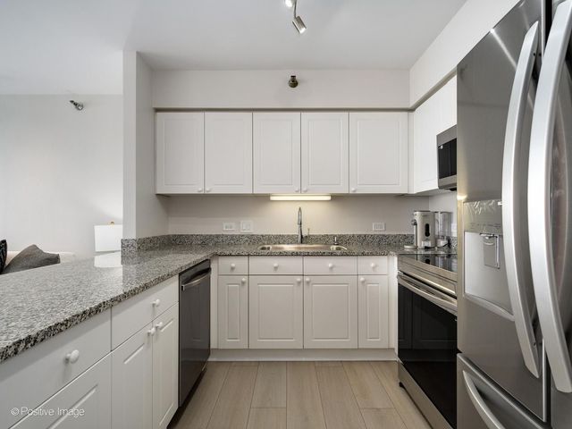 512 N MCCLURG Court 5002, Chicago, IL 60611