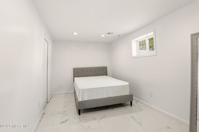 1120 Farmingdale Road, Jackson, NJ 08527