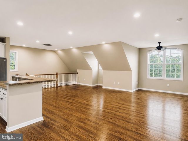 927 GOLDMILLER DR, Gerrardstown, WV 25420