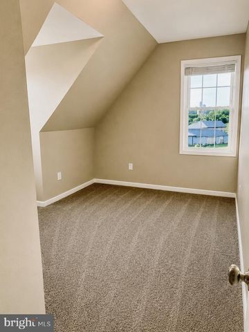 927 GOLDMILLER DR, Gerrardstown, WV 25420