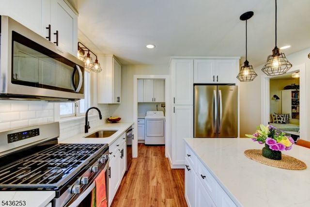14 Adamsville Rd, Bridgewater Twp., NJ 08807