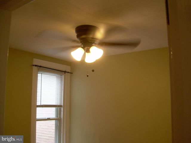 996 ANCHOR ST, Philadelphia, PA 19124