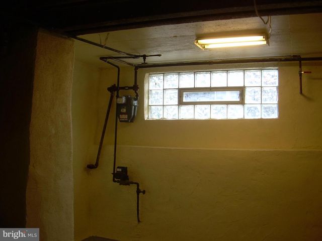 996 ANCHOR ST, Philadelphia, PA 19124