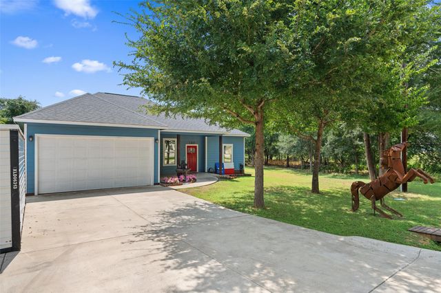 148 Puu Waa Waa LN, Bastrop, TX 78602