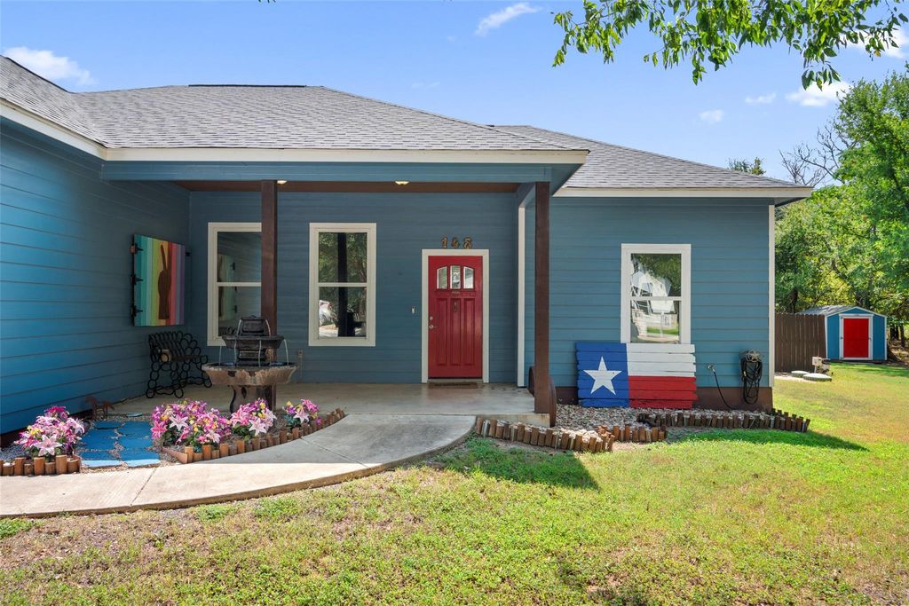 148 Puu Waa Waa LN, Bastrop, TX 78602