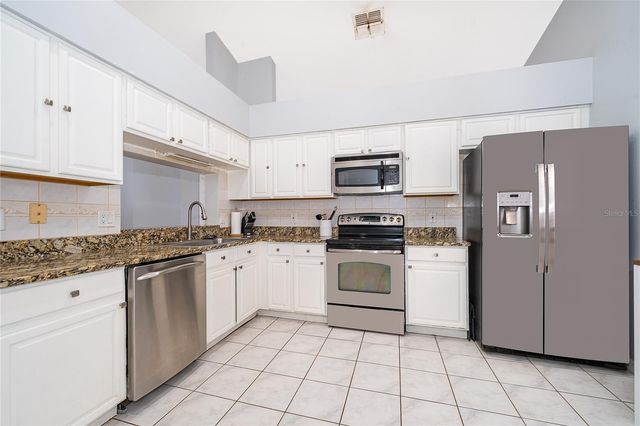 560 PLEASANT GROVE DRIVE, Winter Springs, FL 32708