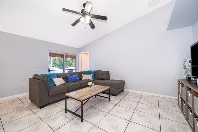 560 PLEASANT GROVE DRIVE, Winter Springs, FL 32708