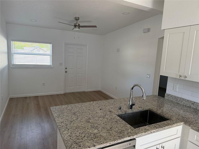 301 S BOYD STREET 14, Winter Garden, FL 34787