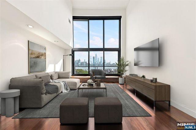 518-536 Gregory Avenue A208, Weehawken, NJ 07086