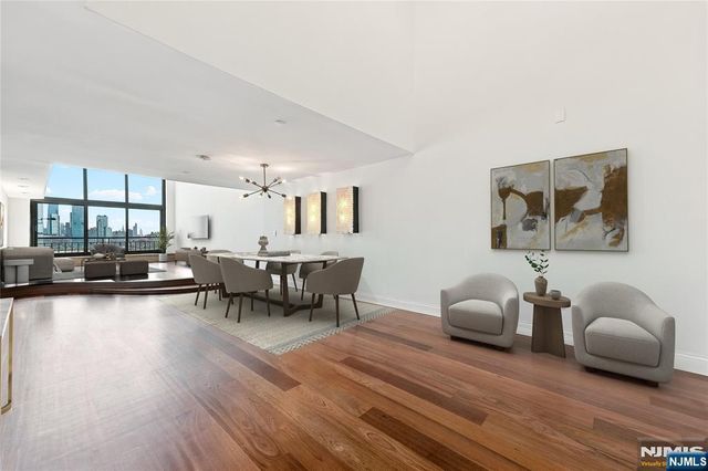 518-536 Gregory Avenue A208, Weehawken, NJ 07086
