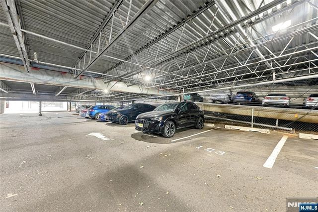 518-536 Gregory Avenue A208, Weehawken, NJ 07086