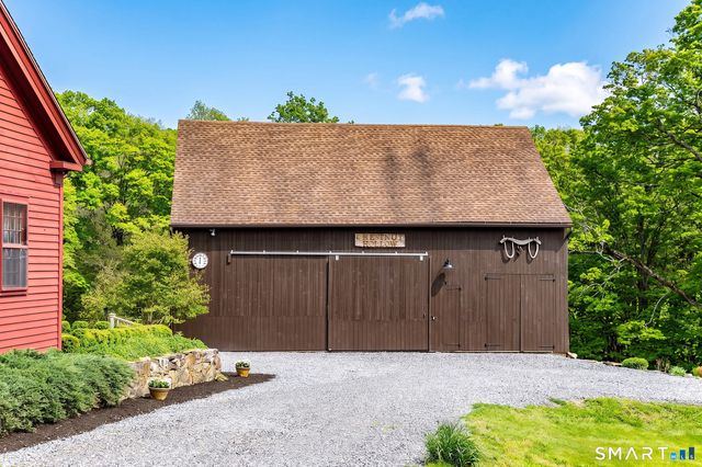 253 Bacon Pond Road, Woodbury, CT 06798