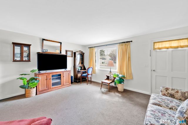 50 Carr Street, Wallingford, CT 06492